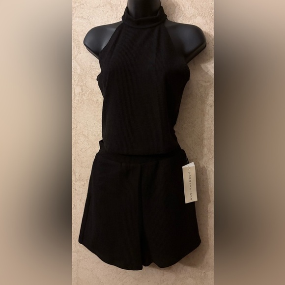 Paper Crane Two Piece Ribbed Shorts Set - Picture 1 of 6